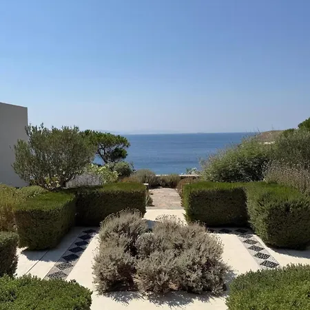 Vila Lavrentios Peratáta